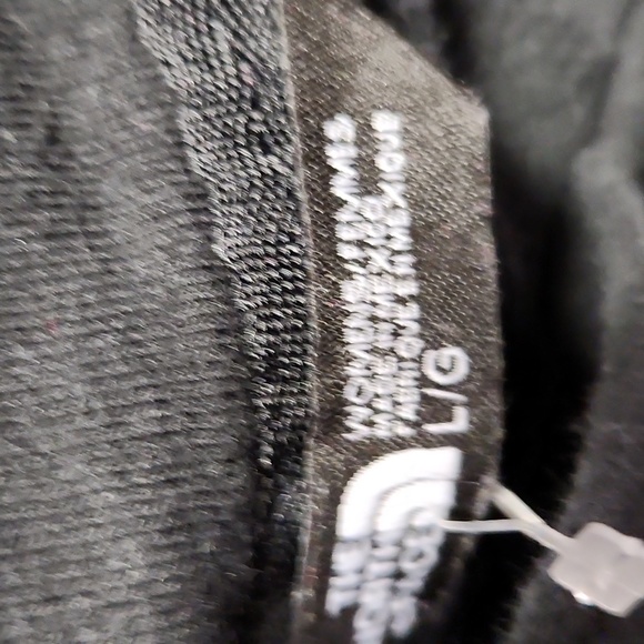 The North Face hoodie women's size L - Picture 3 of 3